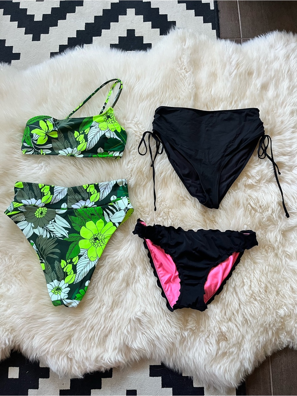 BIKINIS ❤️ AE, VICTORIAS SECRET, H&M